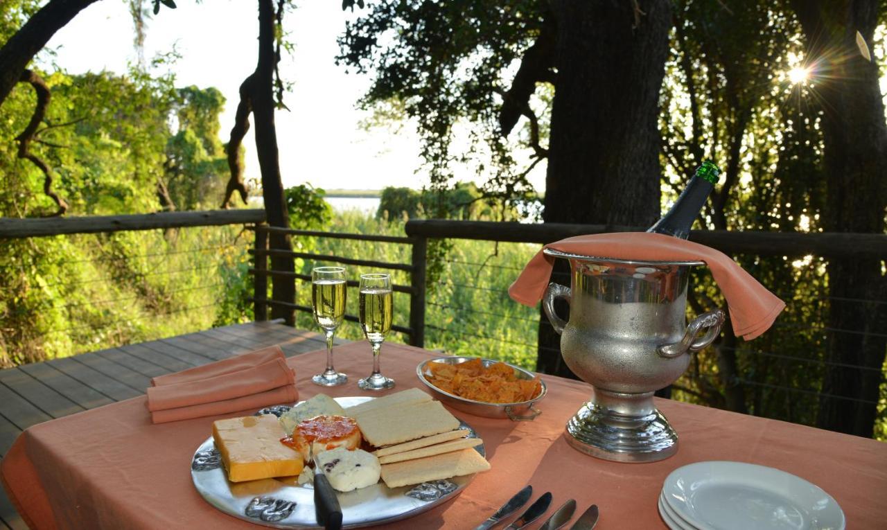 Chobe River Cottages Kasane Extérieur photo